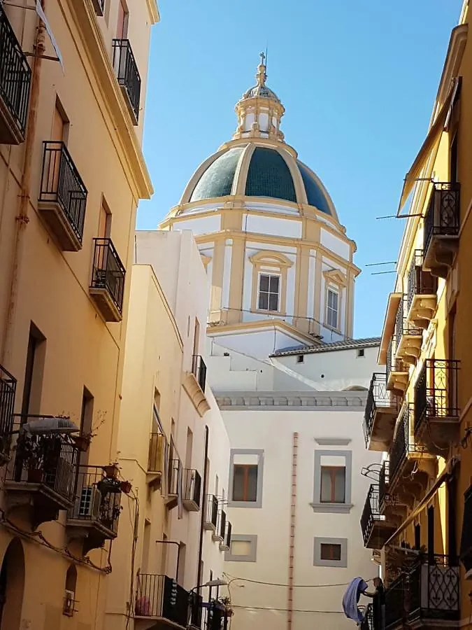 Alla Casa Di Anna Trapani 0*,  Italy